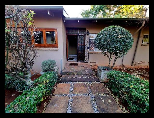 4 BEDROOM HOUSE FOR SALE IN MURRAYFIELD